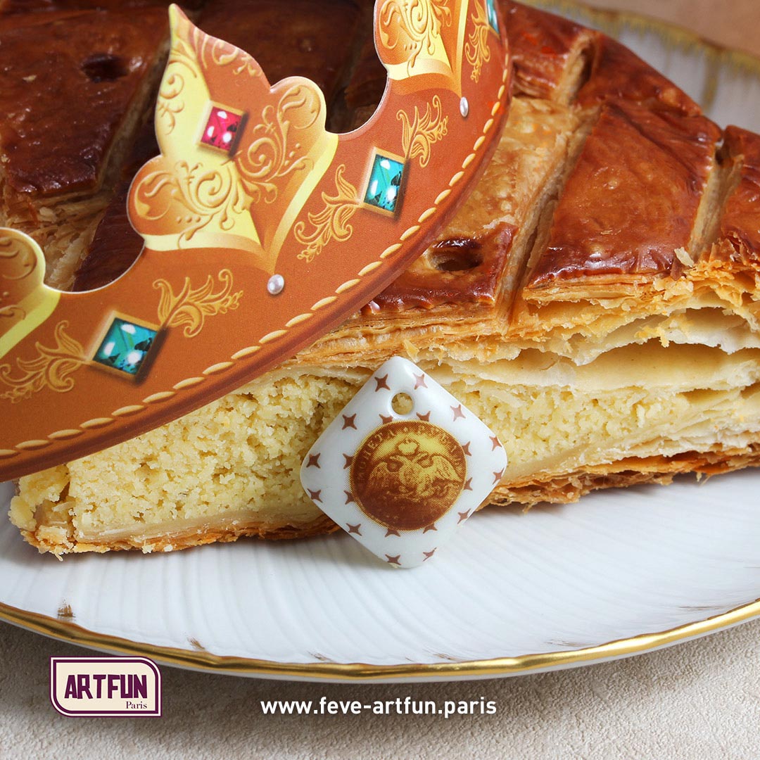 Fève parfaite pour la traditionnelle galette des rois à la frangipane