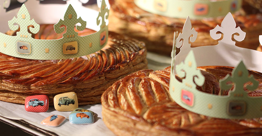 ArtFun Lot 1000 FEVES Collection Bleu Ming - Feve Galette des Rois  Epiphanie Premium - Bijou Feve Porcelaine