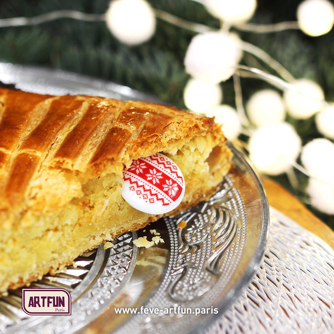 Fève parfaite pour la traditionnelle galette des rois à la frangipane